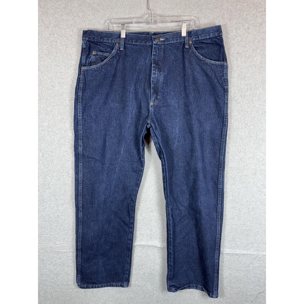 Wrangler Rugged Wear Jeans Mens 42x28 Blue Denim Classic Fit Straight Leg Pants